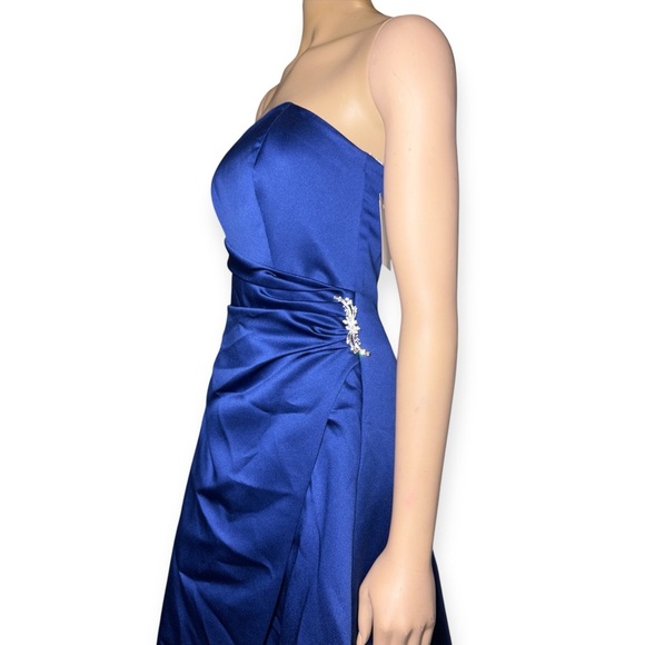 NWT David’s Bridal women’s Elegant Blue Strapless Evening Gown size 4 - Picture 5 of 9